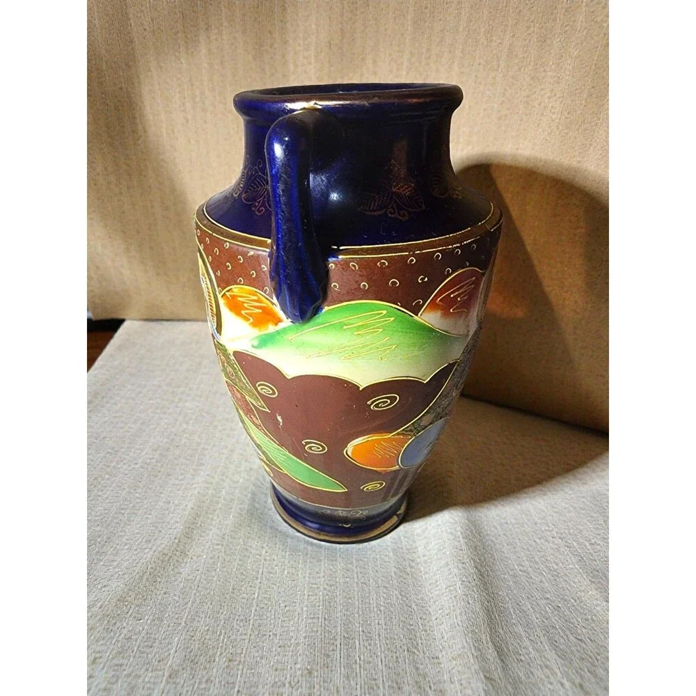 Vintage Japan Satsuma Moriage Vase 10